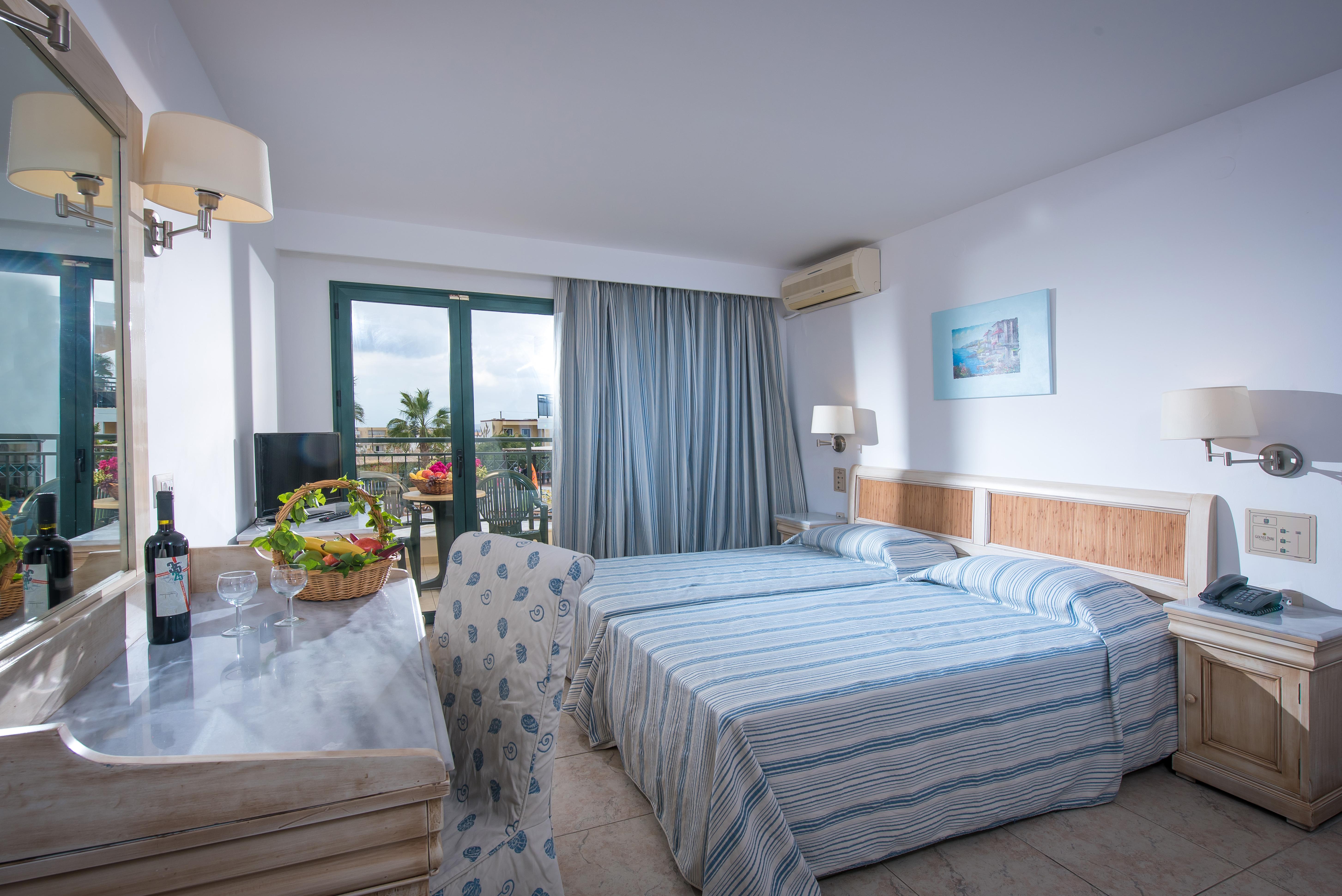 Gouves Waterpark Holiday Resort Kato Gouves Ngoại thất bức ảnh